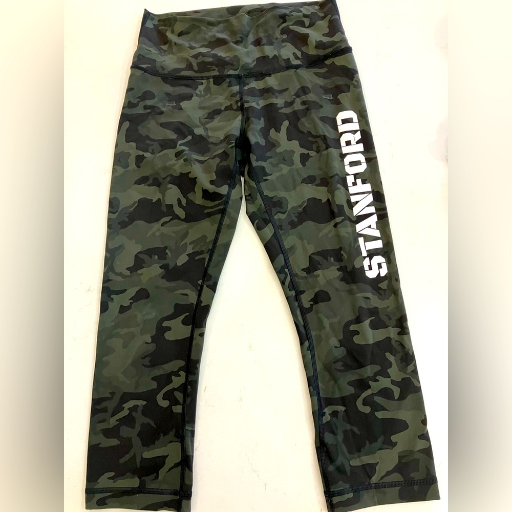 Lululemon Camo Stanford leggings size 8